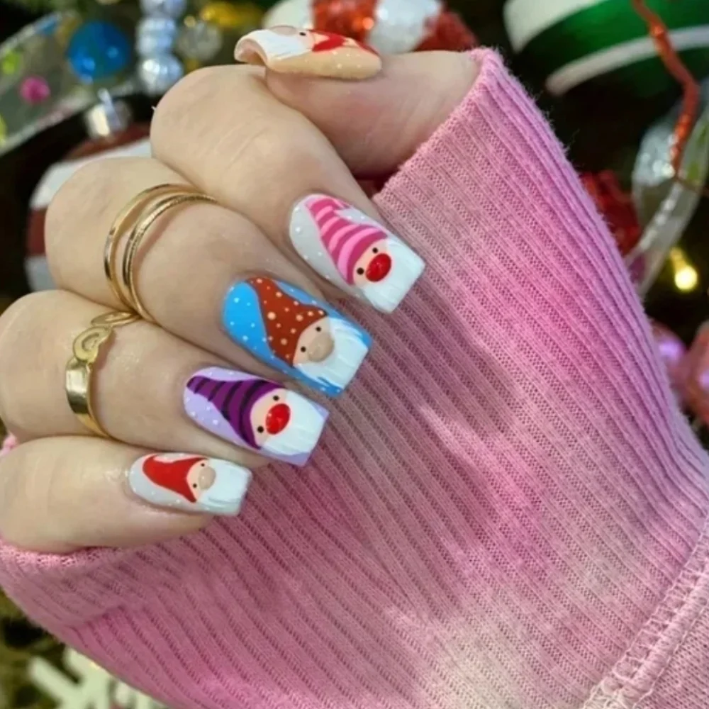 24 Pieces Fake press on nails